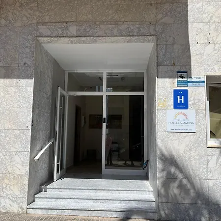 Marina Elche La Mariña